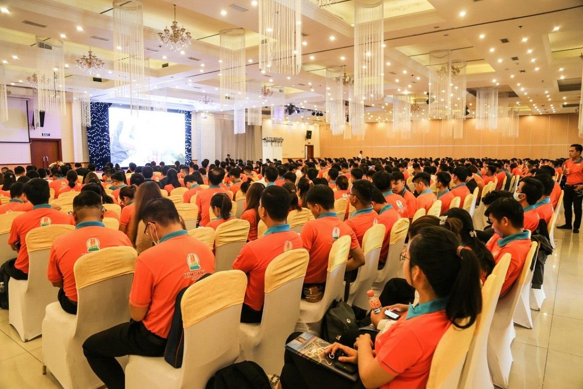 gan-1000-can-bo-nhan-vien-kim-oanh
